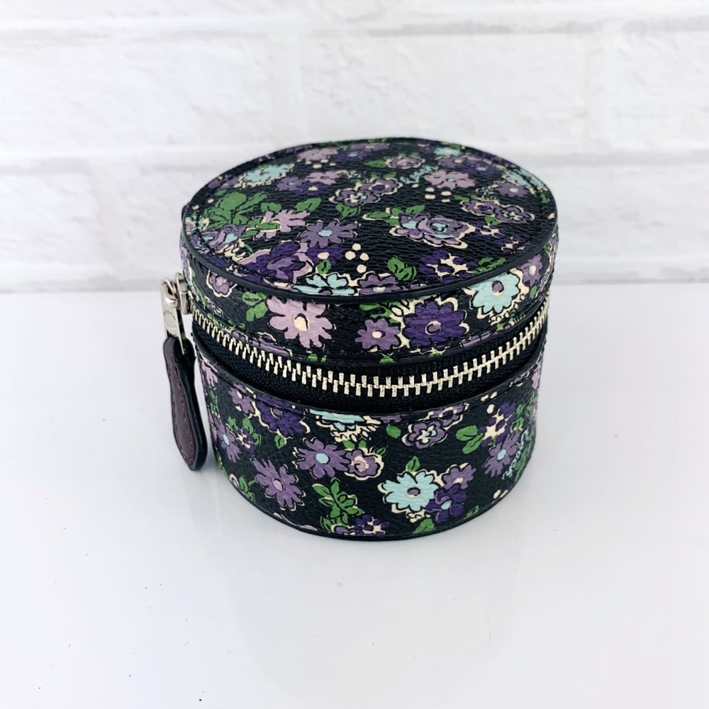 Coach Floral Round Jewelry Zip Pouch Box Small 3"